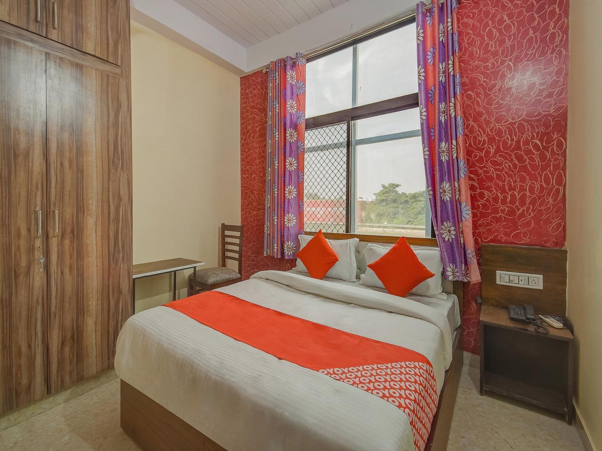 Hotel O Royal Blue Jaipur Luaran gambar