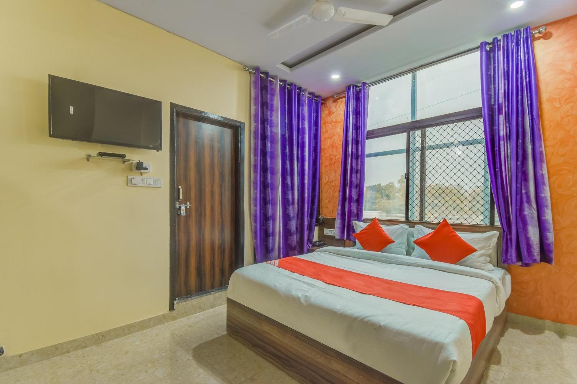 Hotel O Royal Blue Jaipur Luaran gambar