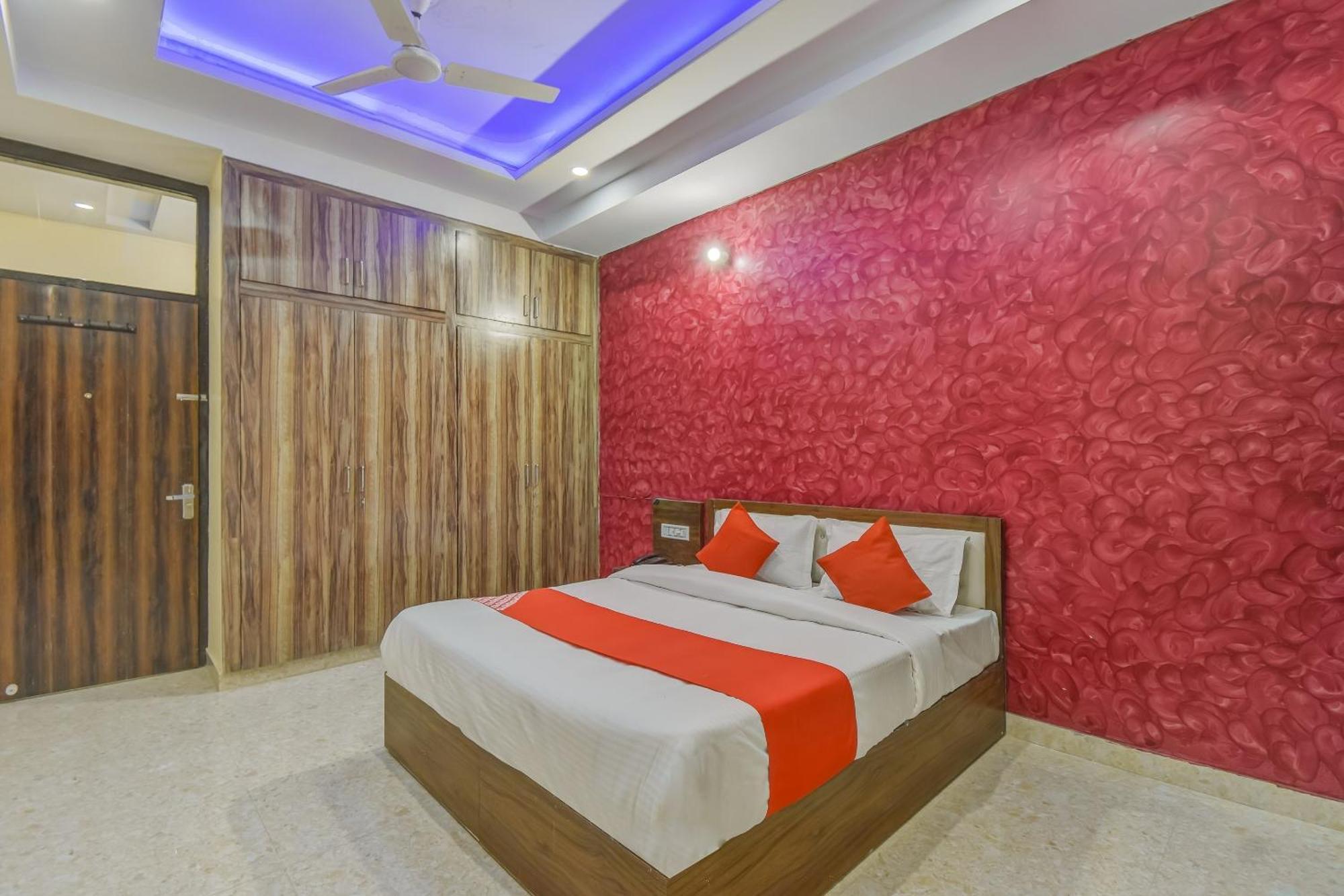 Hotel O Royal Blue Jaipur Luaran gambar