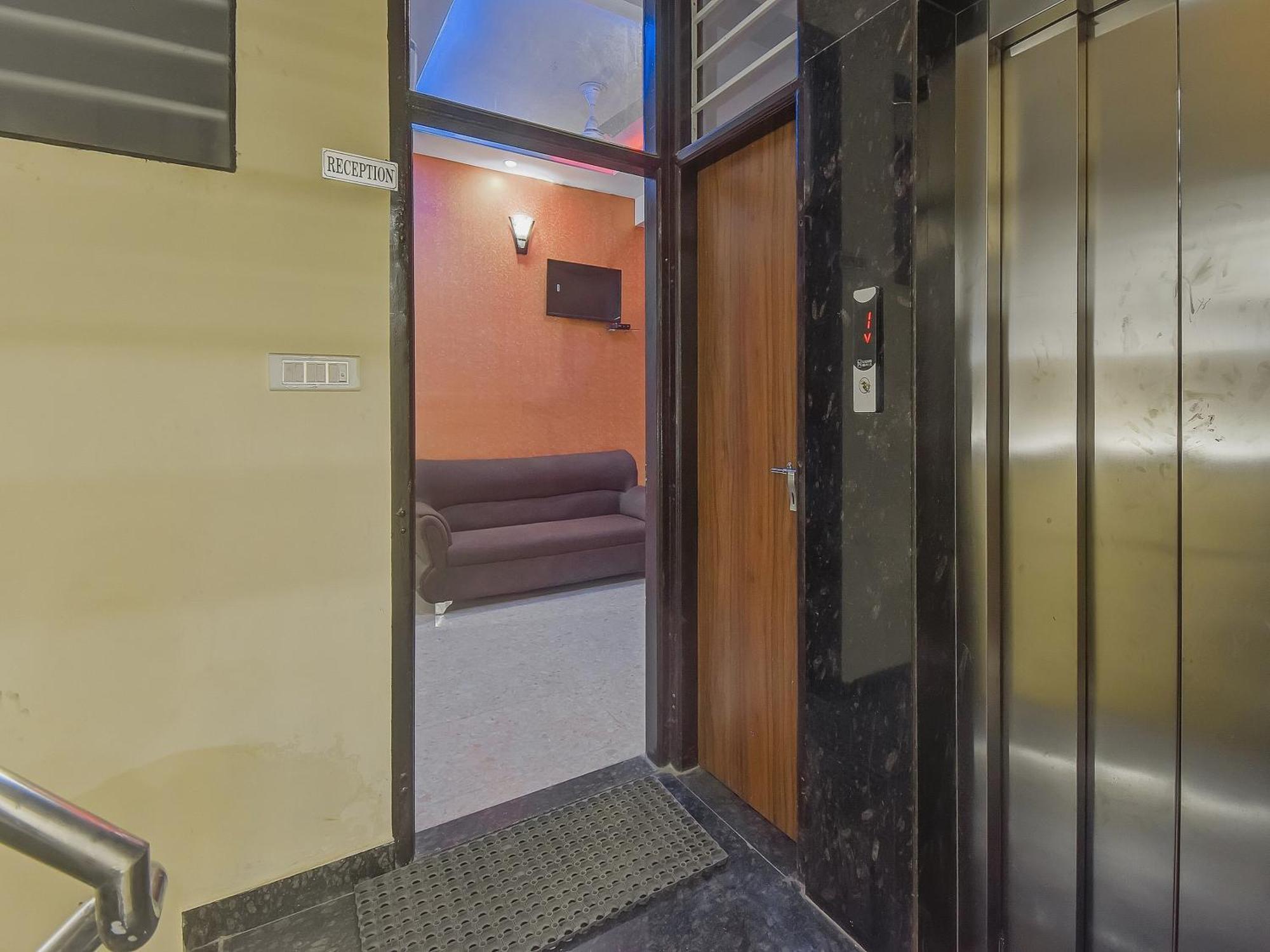 Hotel O Royal Blue Jaipur Luaran gambar