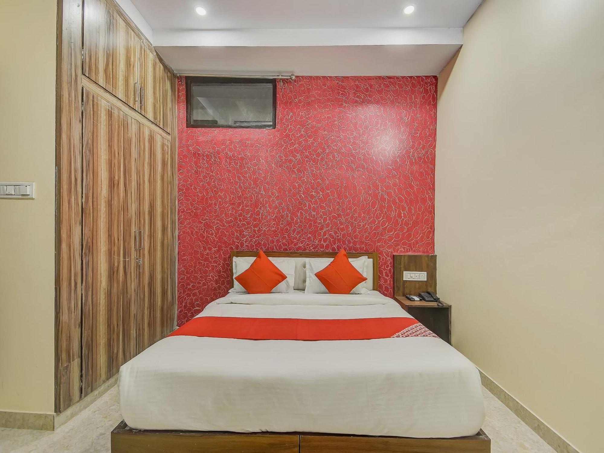 Hotel O Royal Blue Jaipur Luaran gambar